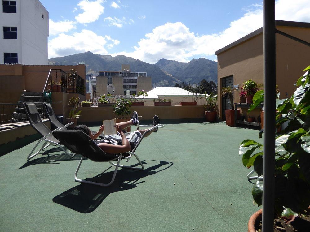 Jhomana Guesthouse Quito Exterior photo